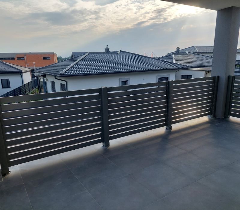 Balkon- und Treppengeländer Wien