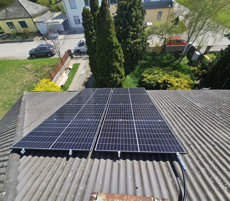 Photovoltaik Anlage auf Einfamilienhaus in Tulln Niederösterreich - Mana e.U.