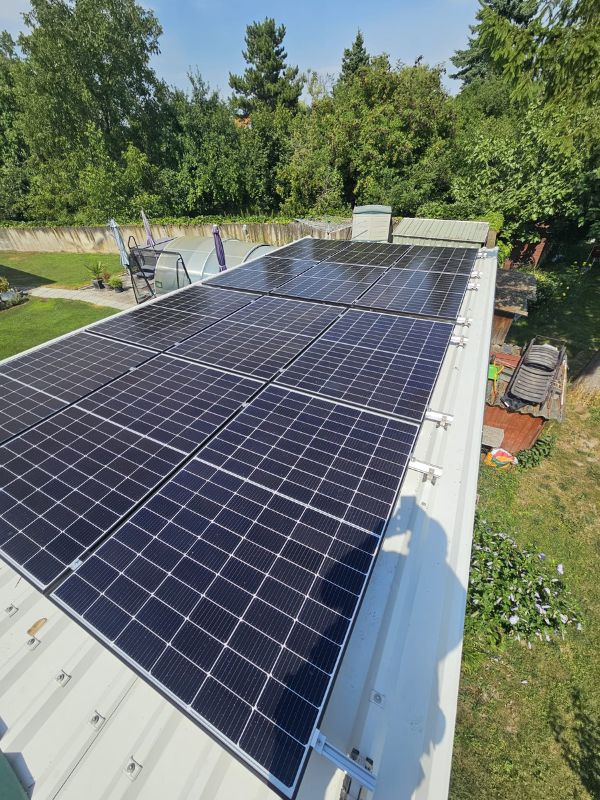 Mana e.U. Elektrotechnik Team bei der Arbeit in Niederösterreich
